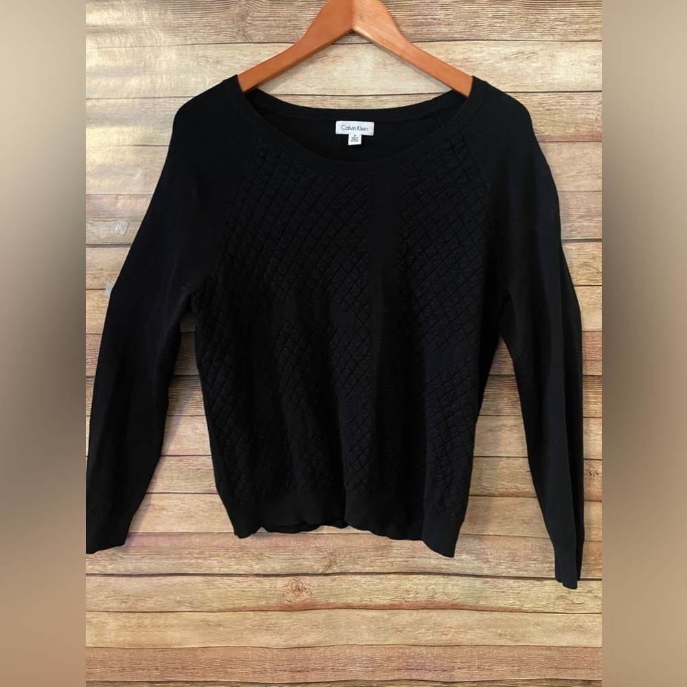 Calvin Klein Women’s Pullover Quilted Sweater Black Size: Medium